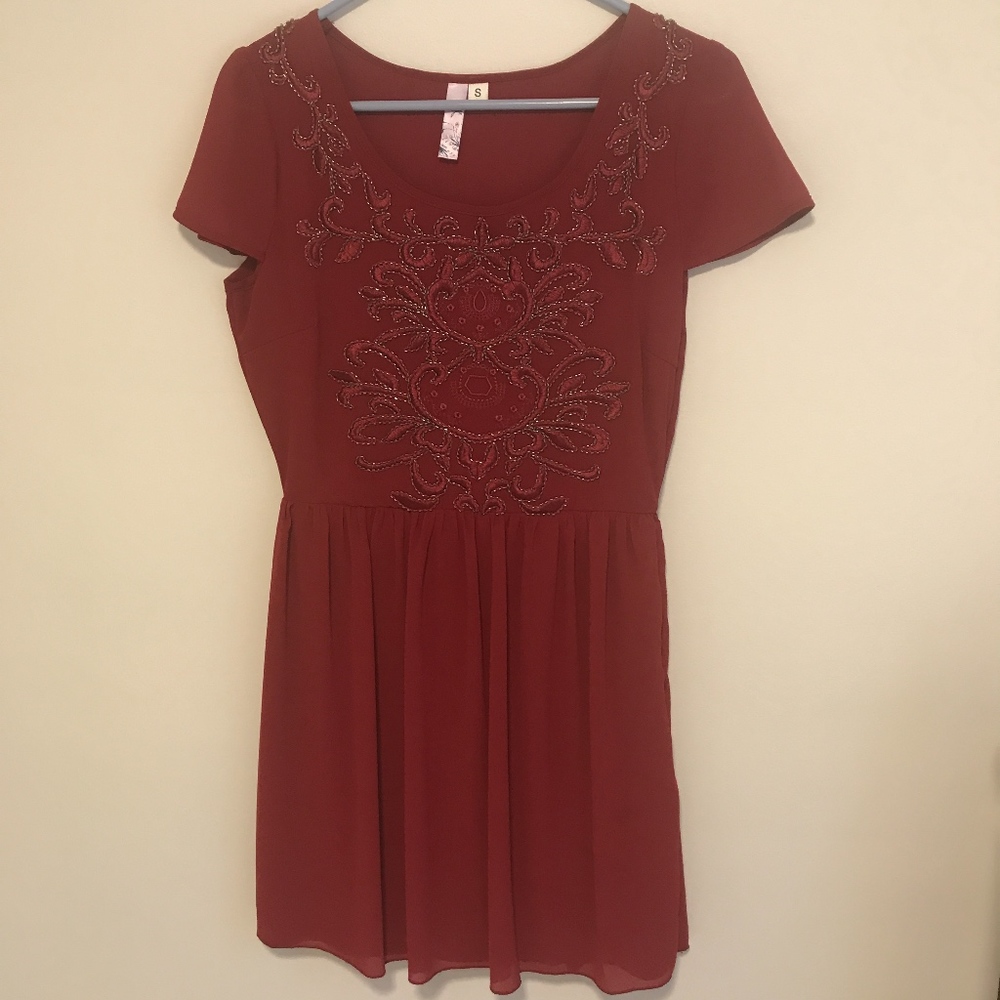 Francesca's Collections Kimba Beaded red mini dress